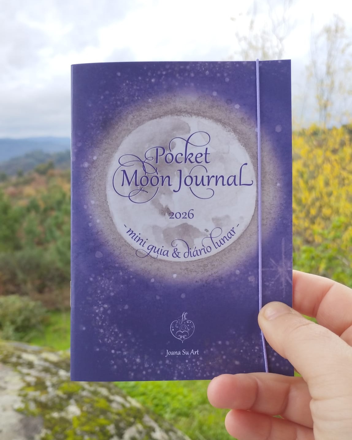 capa pocket moon journal_ guia e diario lunar 2026_joana_su_art